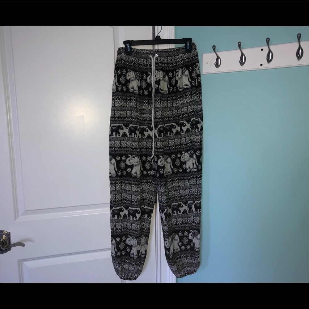 baggy pants